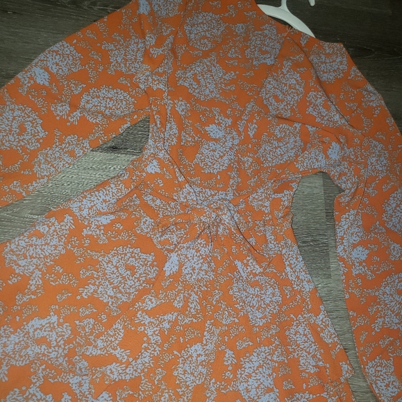 Romper - Picture 4 of 5